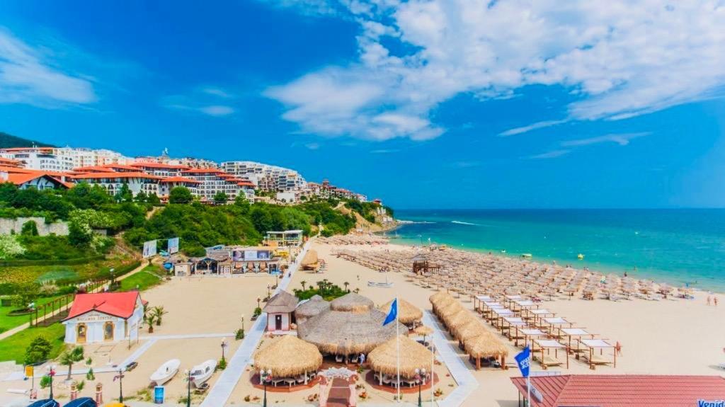 Dolce Vita Sea View Apartment Sveti Vlas Exterior foto